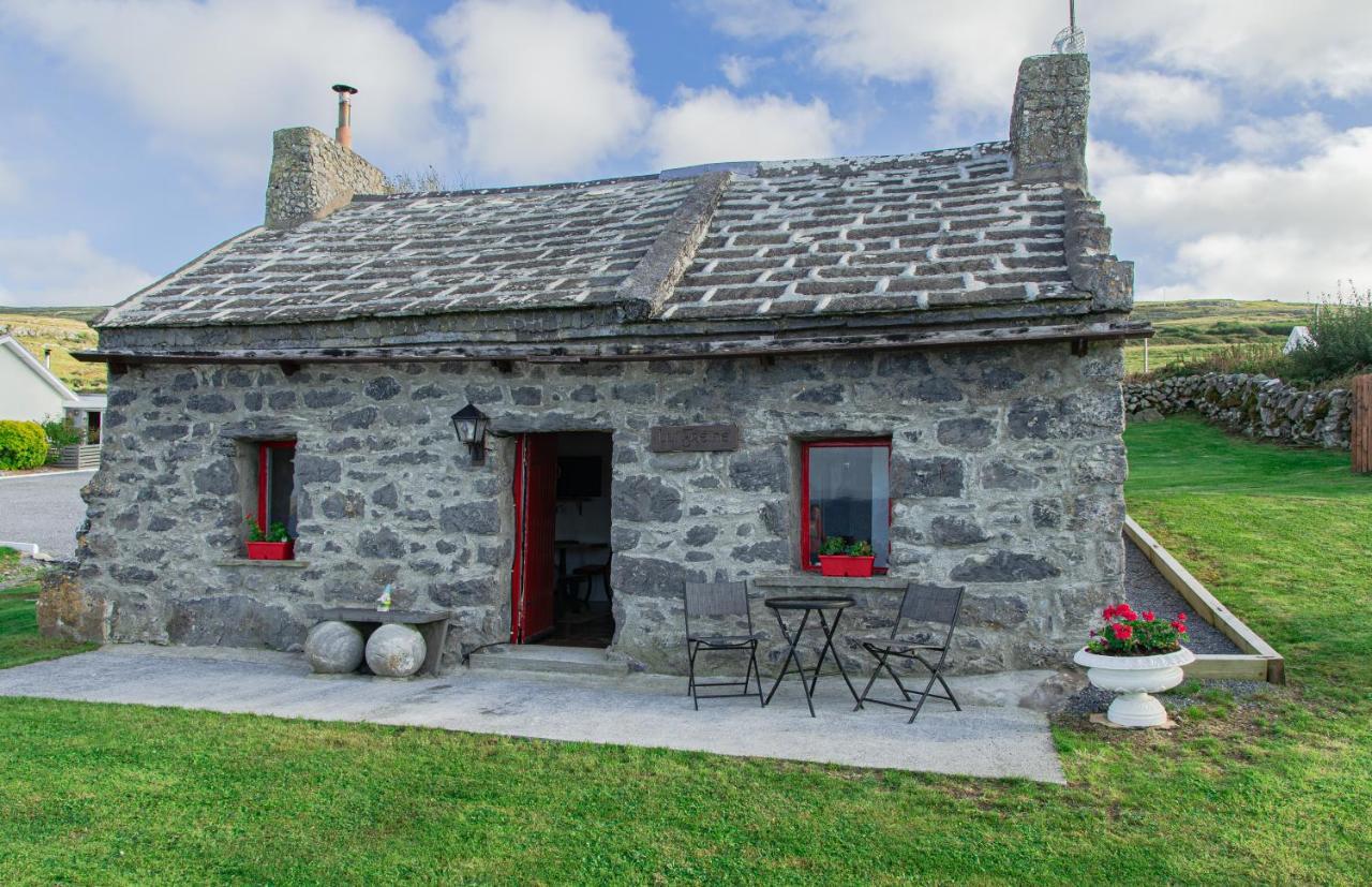 1844 Seascape Cottage Is Located On The Wild Atlantic Way Fanore المظهر الخارجي الصورة