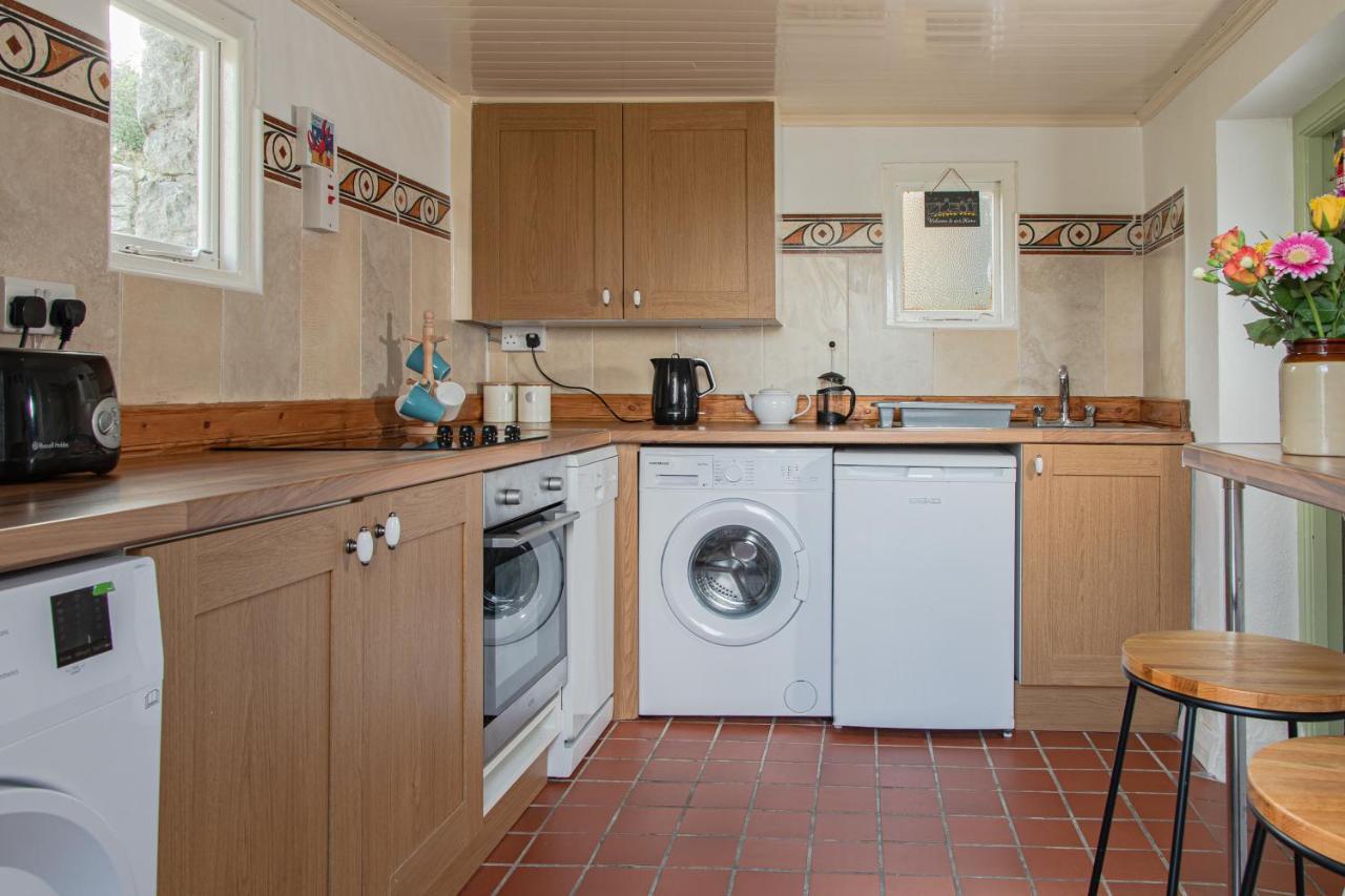 1844 Seascape Cottage Is Located On The Wild Atlantic Way Fanore المظهر الخارجي الصورة